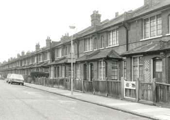 Elm Road, Slade Green, 1977