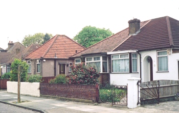 Hammett Bungalows, Lancelot Road, Welling, 2002