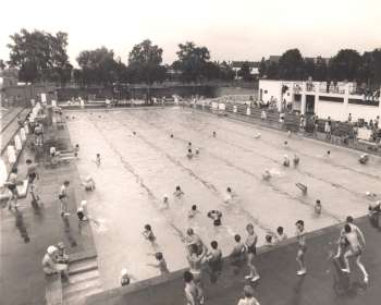 Southlands Road Lido, Bromley Common, 1963