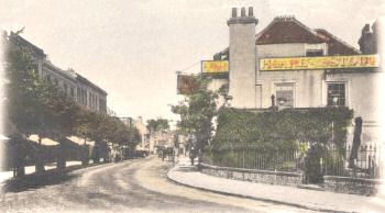 charlton-village-01334-350